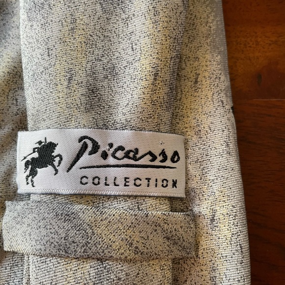 VTG Picasso collection Tie. “Woman with a Mandolin” 1914 Spadem - Picture 5 of 7